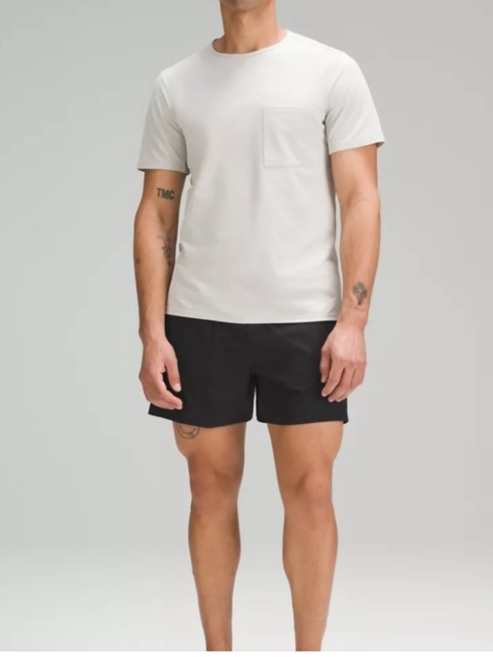 Men’s Lululemon “Bowline” Short 5"Woven Size XL/ BLACK
